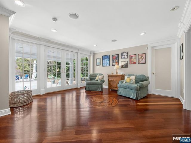 240 Green Ridge Road, Franklin Lakes, NJ 07417