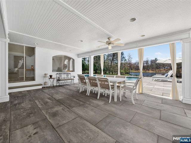 240 Green Ridge Road, Franklin Lakes, NJ 07417