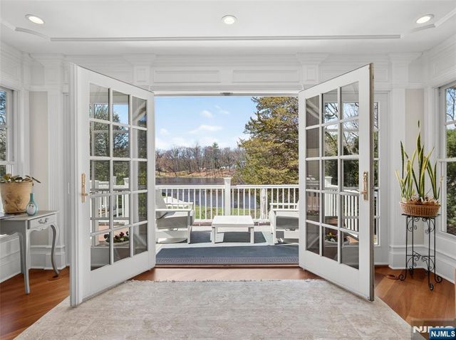 240 Green Ridge Road, Franklin Lakes, NJ 07417