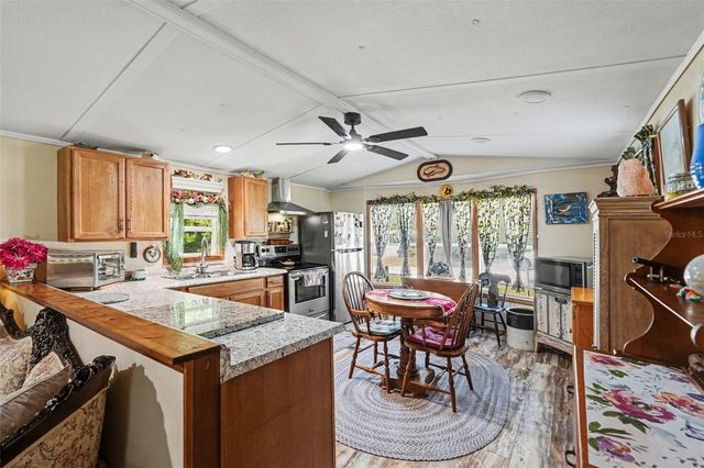 9243 COOPER TERRACE, Brooksville, FL 34601