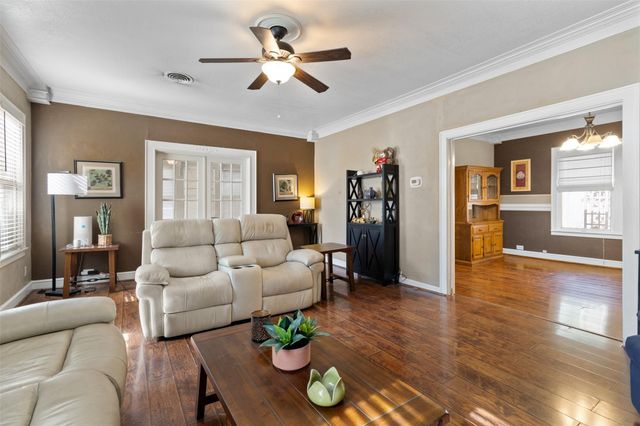 205 Jephson Drive, Alvin, TX 77511