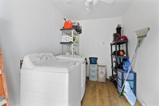 205 Jephson Drive, Alvin, TX 77511