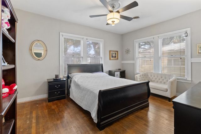 205 Jephson Drive, Alvin, TX 77511