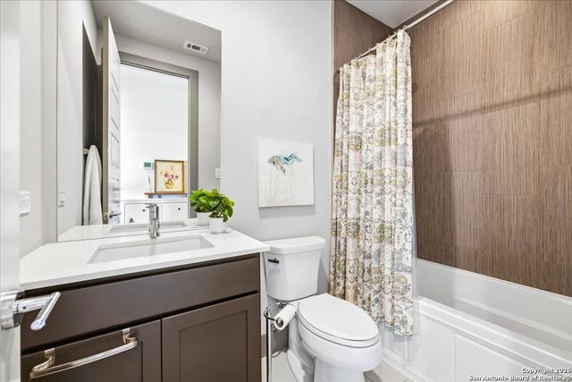 615 Fulton Ave Bldg 3, San Antonio, TX 78212