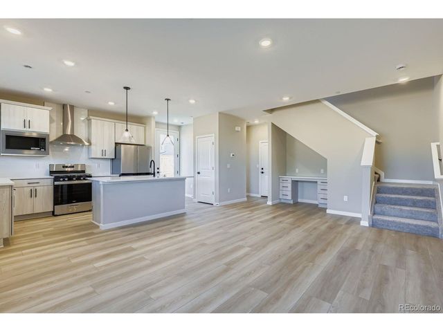 3875 W 83rd Ln, Westminster, CO 80031