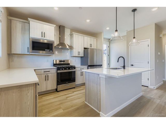 3875 W 83rd Ln, Westminster, CO 80031