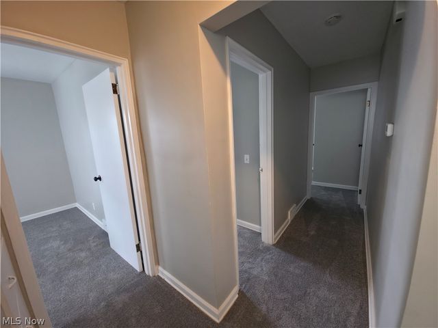 1810 Saint Elmo Avenue NE, Canton, OH 44705