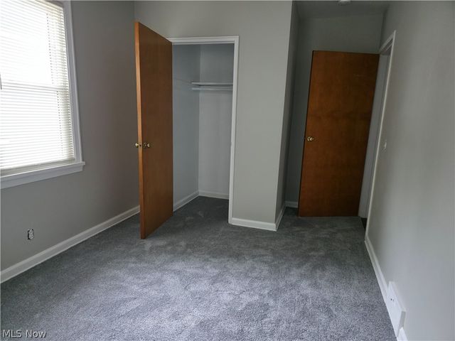1810 Saint Elmo Avenue NE, Canton, OH 44705