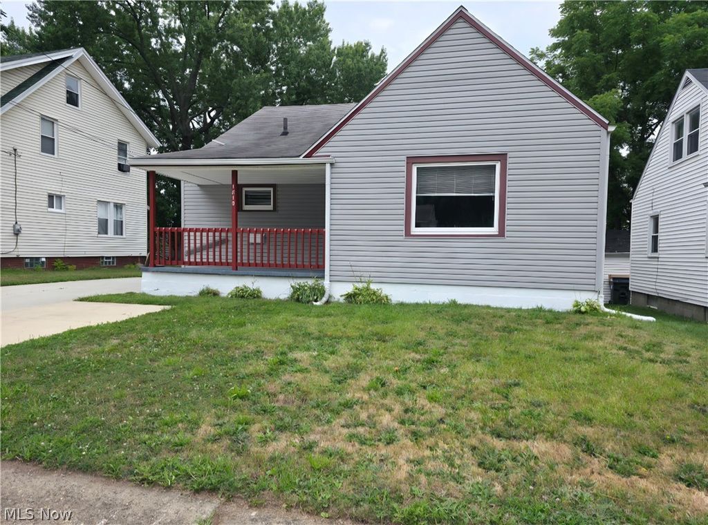 1810 Saint Elmo Avenue NE, Canton, OH 44705