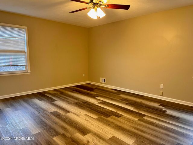 702 Cassville Road, Jackson, NJ 08527