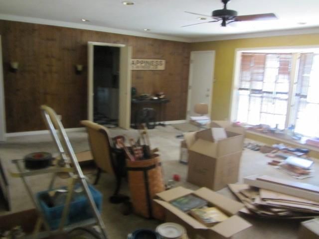 111 Elmwood Street, Huntsville, TX 77320