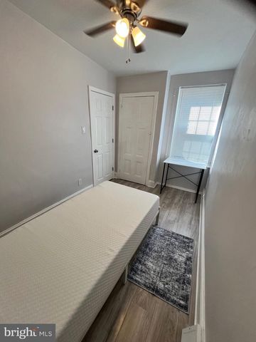 2048 N DARIEN ST, Philadelphia, PA 19122