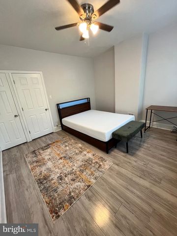 2048 N DARIEN ST, Philadelphia, PA 19122