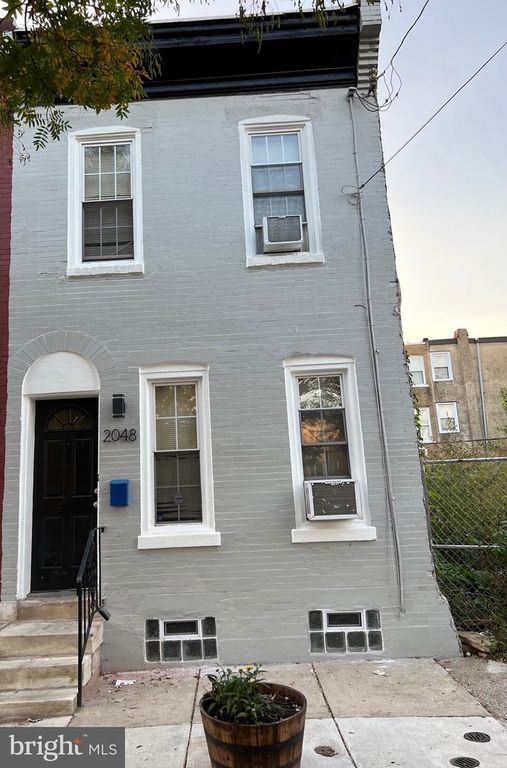 2048 N DARIEN ST, Philadelphia, PA 19122