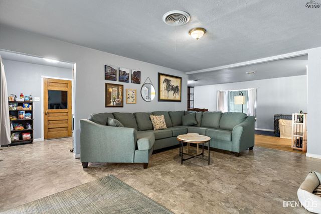 4512 WESTWARD DRIVE, Wichita Falls, TX 76308