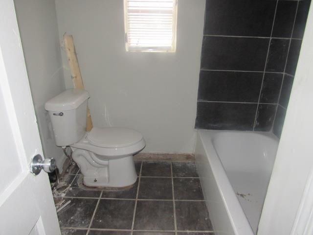 1439 MENAGER RD, Memphis, TN 38106