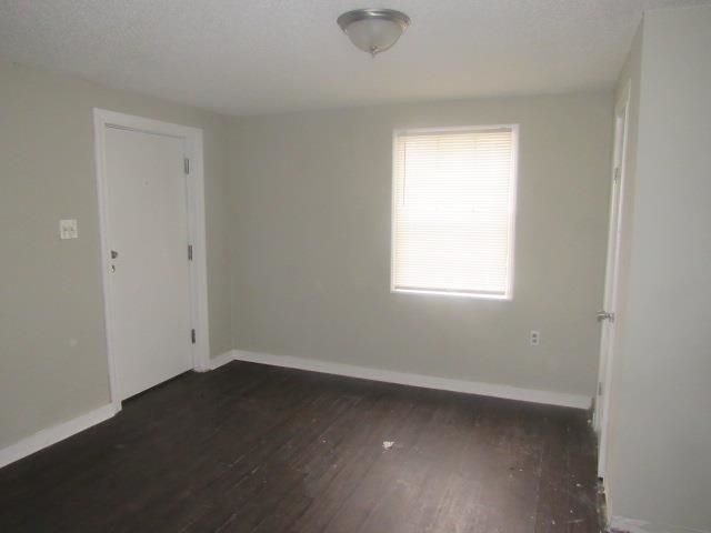 1439 MENAGER RD, Memphis, TN 38106