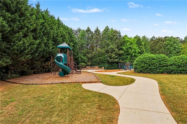 2780 Lakeview Walk, Decatur, GA 30035