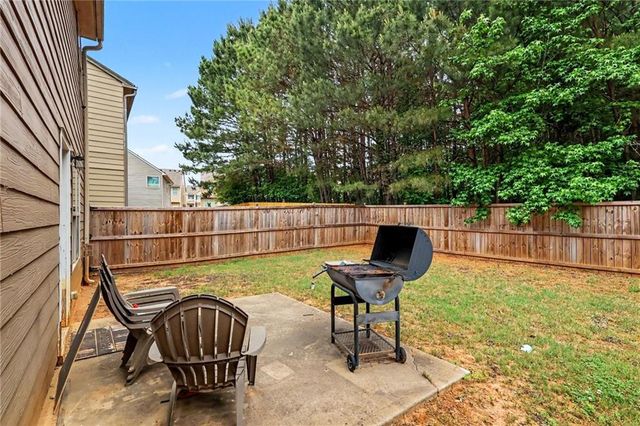 2780 Lakeview Walk, Decatur, GA 30035