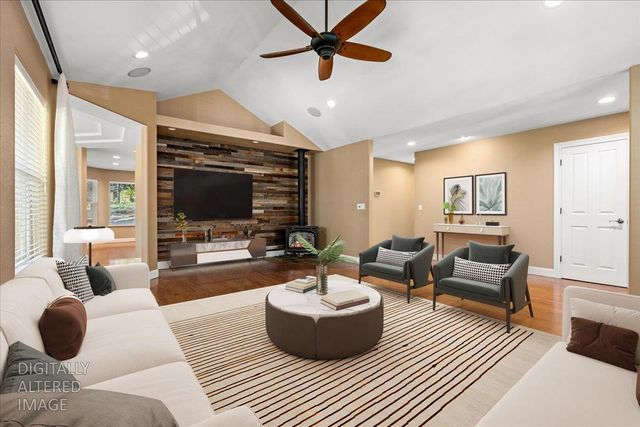 12609 Oak Cir, Grass Valley, CA 95945