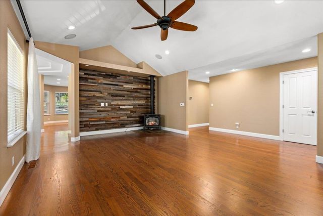 12609 Oak Cir, Grass Valley, CA 95945
