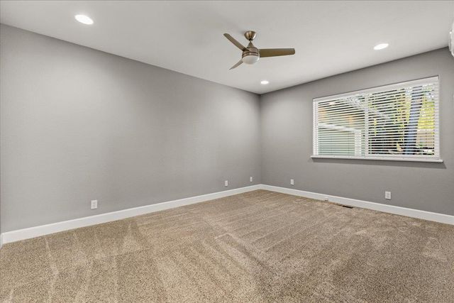 12609 Oak Cir, Grass Valley, CA 95945