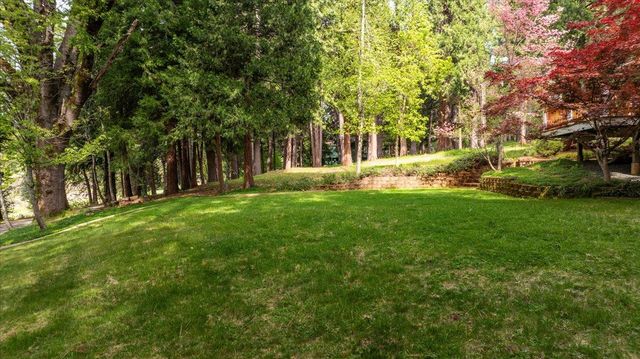 12609 Oak Cir, Grass Valley, CA 95945