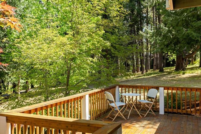 12609 Oak Cir, Grass Valley, CA 95945