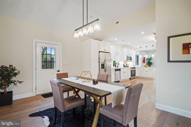 1507 DELMONT LN, Takoma Park, MD 20912