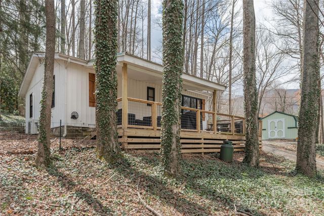 147 Azalea Drive, Maggie Valley, NC 28751