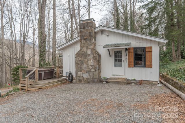 147 Azalea Drive, Maggie Valley, NC 28751