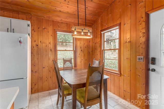 147 Azalea Drive, Maggie Valley, NC 28751