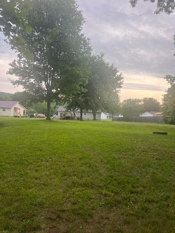109 Dillon Court, Berea, KY 40403