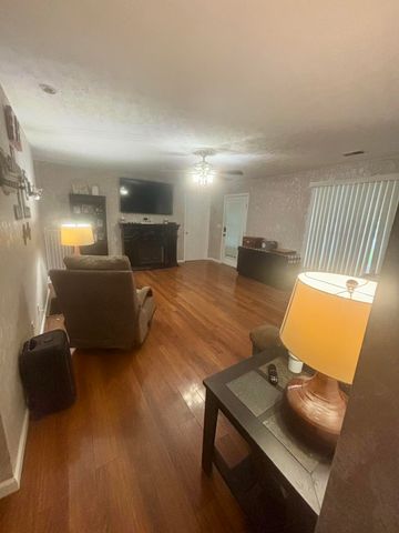 109 Dillon Court, Berea, KY 40403