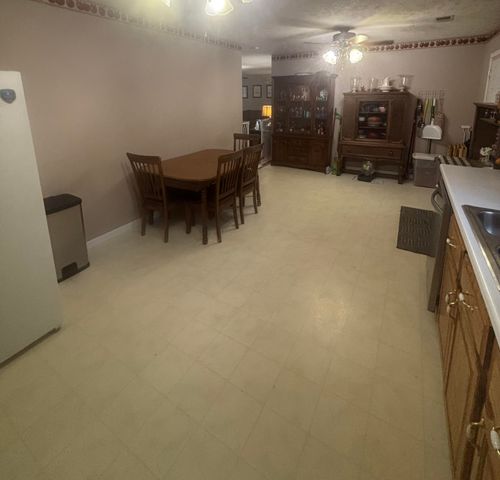 109 Dillon Court, Berea, KY 40403