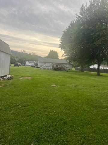 109 Dillon Court, Berea, KY 40403