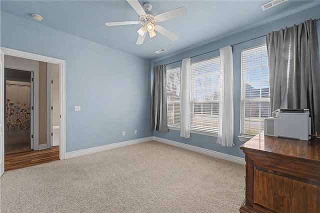 484 N Rocky Crossing, Fayetteville, AR 72704