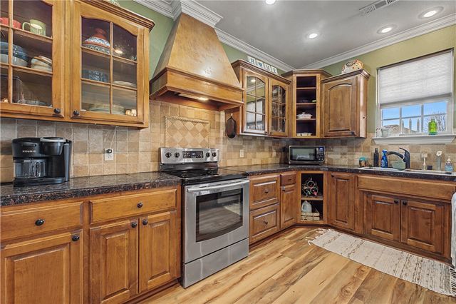 484 N Rocky Crossing, Fayetteville, AR 72704