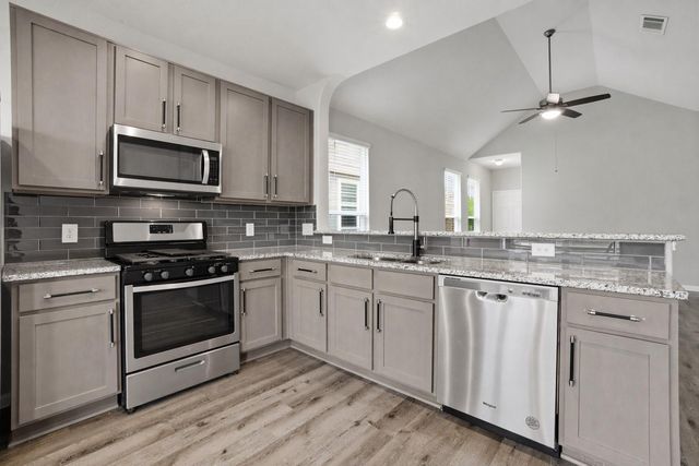 2734 Williams Grove Court, Conroe, TX 77304