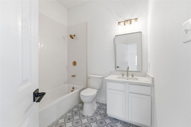 7301 Tin Cup Drive, Arlington, TX 76001