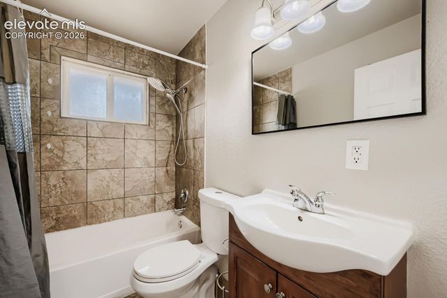 244 Everett Drive, Colorado Springs, CO 80911