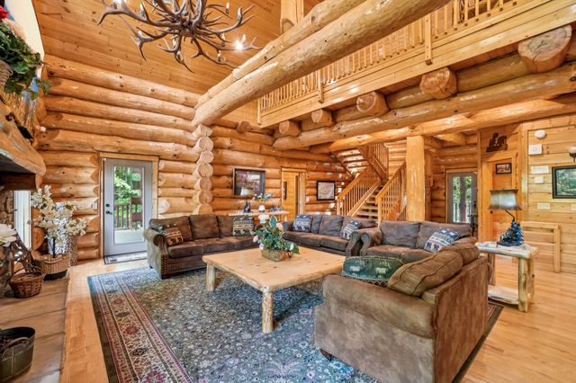 641 Pinnacle Vista Rd, Gatlinburg, TN 37738