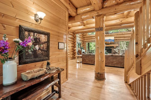641 Pinnacle Vista Rd, Gatlinburg, TN 37738