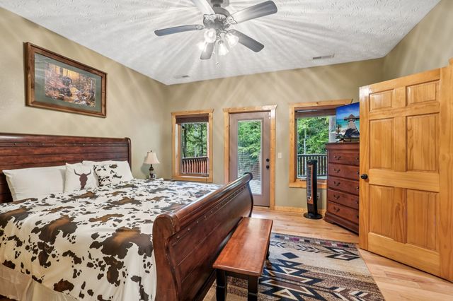 641 Pinnacle Vista Rd, Gatlinburg, TN 37738