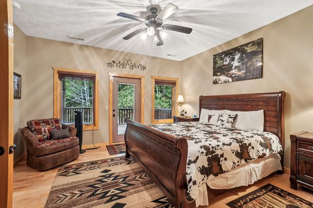 641 Pinnacle Vista Rd, Gatlinburg, TN 37738