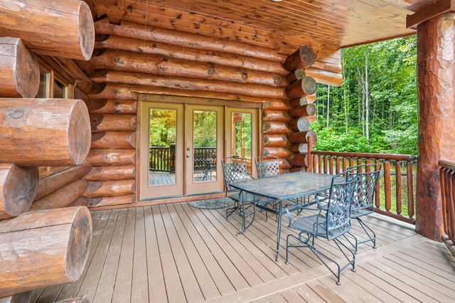 641 Pinnacle Vista Rd, Gatlinburg, TN 37738