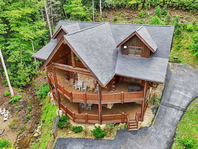 641 Pinnacle Vista Rd, Gatlinburg, TN 37738