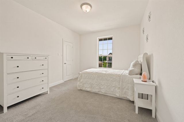 1902 Hamilton Park Drive, Mansfield, TX 76063