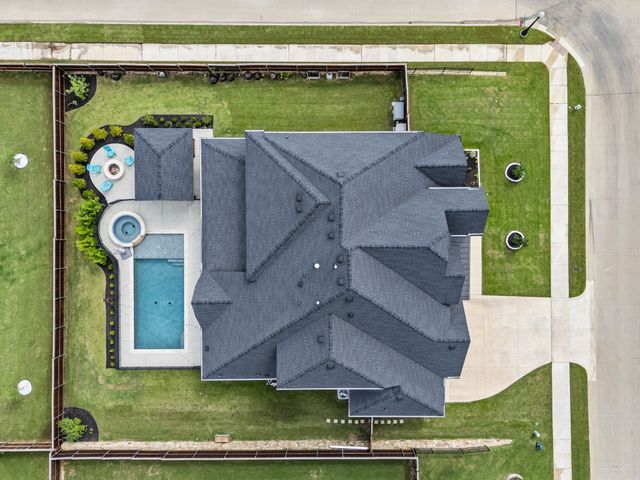 1902 Hamilton Park Drive, Mansfield, TX 76063
