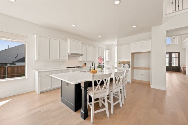 1902 Hamilton Park Drive, Mansfield, TX 76063